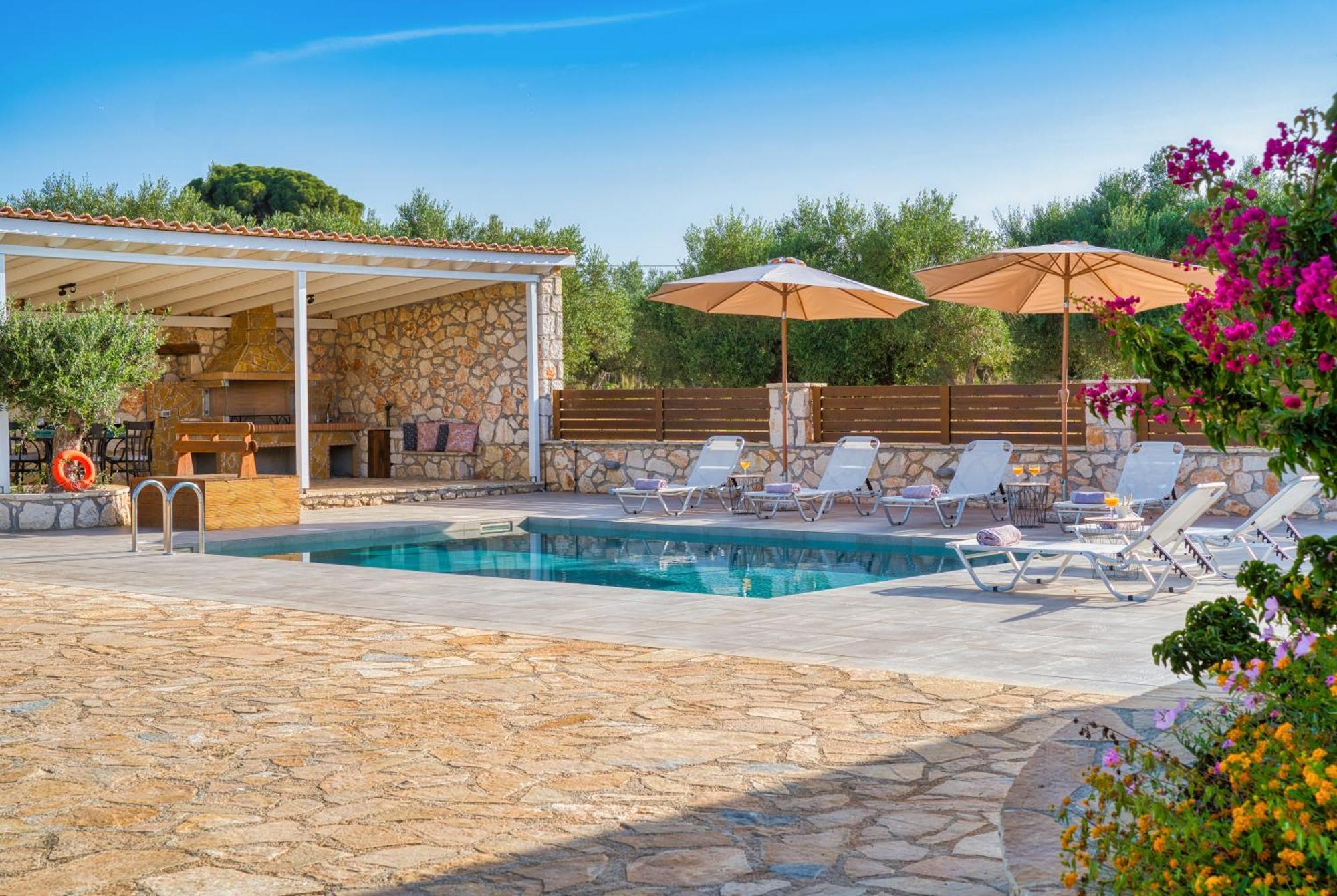 Astarte Villas - Astra Private Villas With Pool Vasilikí Dış mekan fotoğraf